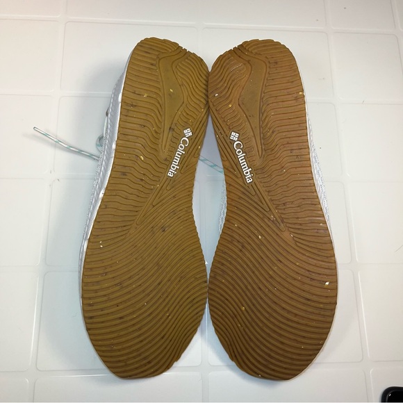 Columbia Water Shoes
Women’s Summertide™ size 9 Shoe laceup great used condition - Picture 7 of 7